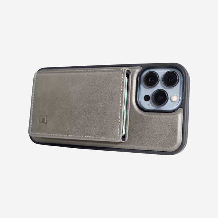 iPhone 14 MagSafe Wallet + MagSafe Case